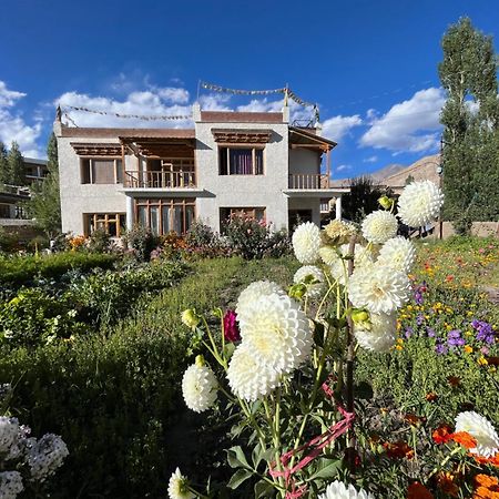 Chakzot Garden House Hotel Leh Exterior foto