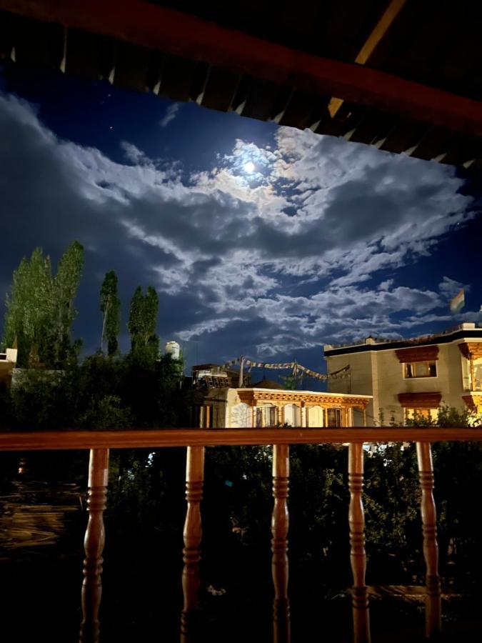 Chakzot Garden House Hotel Leh Exterior foto