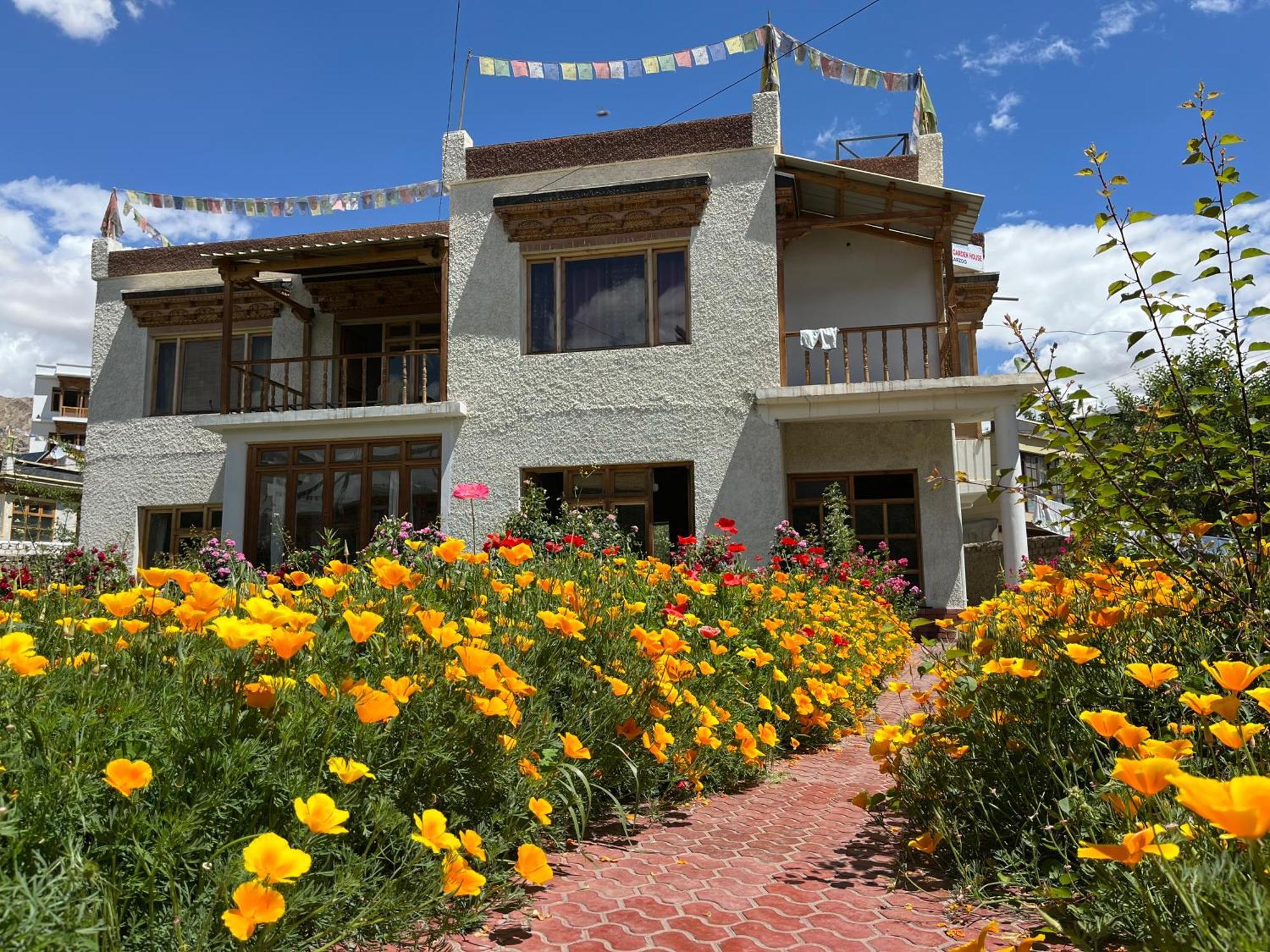 Chakzot Garden House Hotel Leh Exterior foto